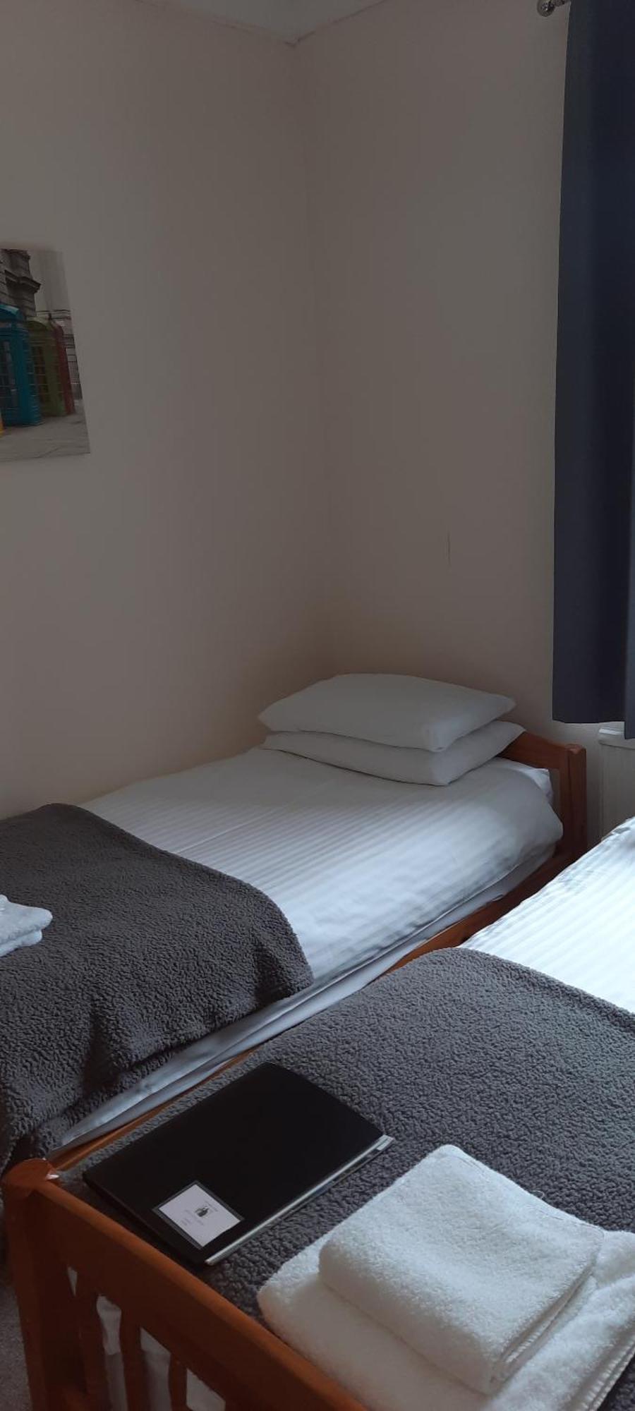 Arncliffe Arms Bed & Breakfast Glaisdale Екстериор снимка